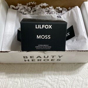 BNWT lilfox moss mask (value $105) brand new from beauty heros